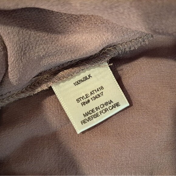 Line & Dot 100% silk blouse, layered ruffles, beading details women's size small - Picture 5 of 7